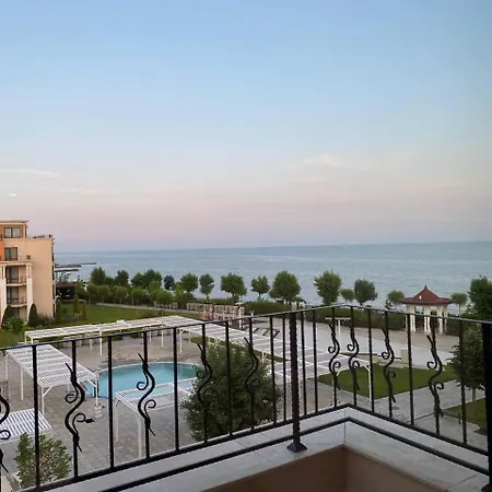 Premier 2024 Apartment *